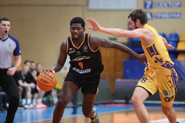 Суперліга. &ldquo;Черкаські Мавпи&rdquo; &mdash; &ldquo;Старий Луцьк&rdquo; 85:66