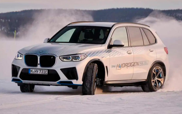 BMW налагодить випуск автомобілів на водні до 2030 року