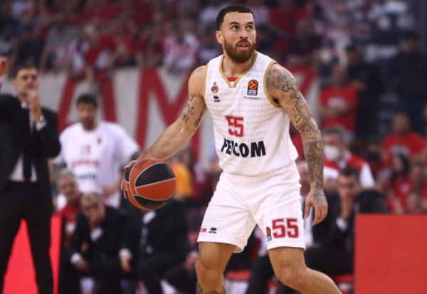 &ldquo;Монако&rdquo; відсторонив Майка Джеймса: відома причина