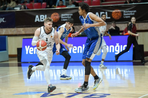 Українці за кордоном: Грицак, Артамонов, Кондраков, Пашкевич, Зайцев