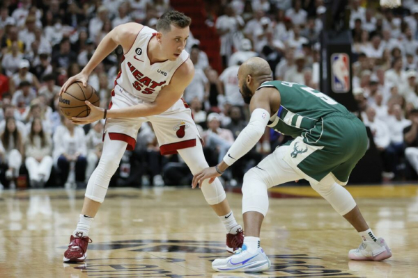 Плей-оф НБА: результати матчів 25 квітня