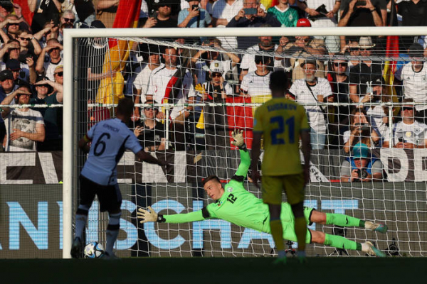 Україна та Німеччина розписали результативну нічию в ювілейному матчі бундестім