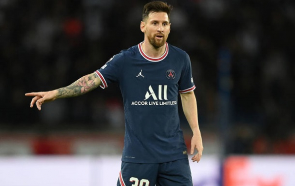 Барселона досі платить Мессі зарплату - президент