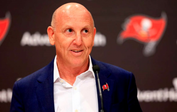 Власники МЮ передумали продавати клуб