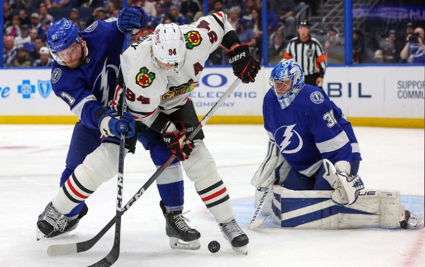 НХЛ: Чикаго здолав Тампу, перемоги Бостона, Ванкувера та Сан-Хосе НХЛ: Чикаго здолав Тампу, перемоги Бостона, Ванкувера та Сан-Хосе