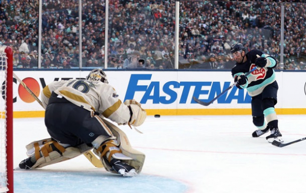 НХЛ: Сіетл розгромив лідера Заходу у Вінтер Класік НХЛ: Сіетл розгромив лідера Заходу у Вінтер Класік