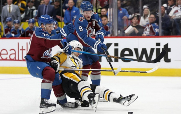 НХЛ: Колорадо продовжує свою переможну серію НХЛ: Колорадо продовжує свою переможну серію