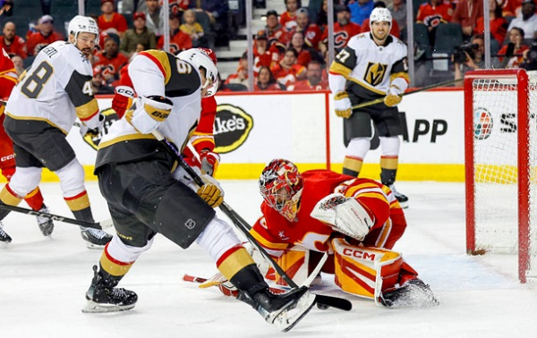 НХЛ: Чикаго здолав Оттаву, Вегас не втримав перемогу 