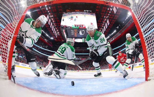 НХЛ: Детройт та Чикаго здобувають перемоги