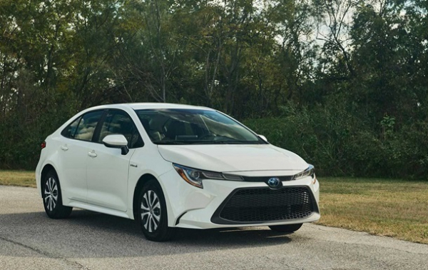 В Україні зріс попит на гібридні автомобілі