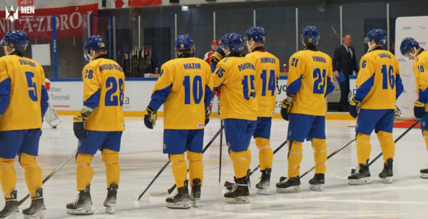 Збірна України з хокею в овертаймі здобула перемогу над Польщею у контрольному матчі