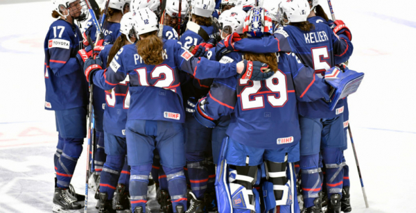 Збірна США в овертаймі обіграла Канаду у фіналі жіночого чемпіонату світу-2025 з хокею