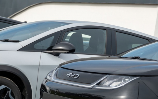 В Україні обвалився попит на китайські авто