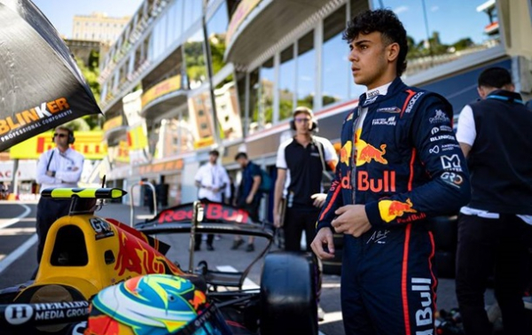 Молодий талант Ред Булл випробує болід Формули-1