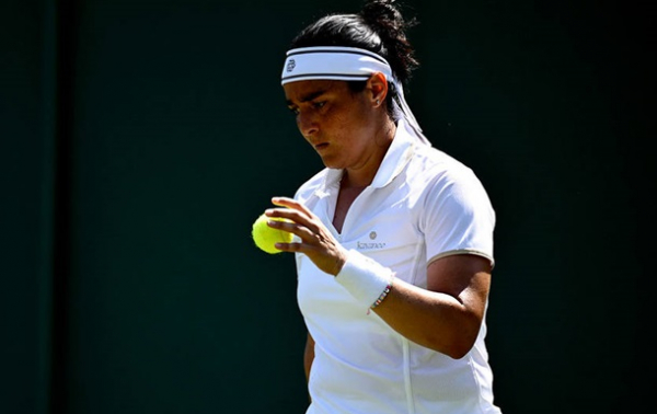 Тенісистка Унс Джабір призупинила спортивну кар'єру