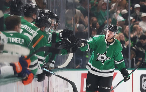 НХЛ: Анахайм увірвався в топ, розгромивши Флориду