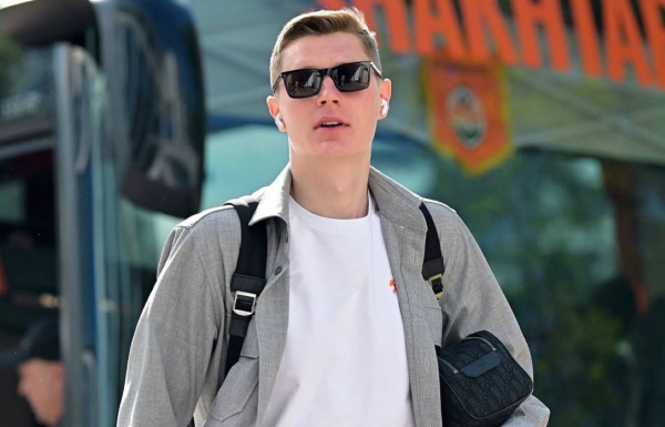 «Аль-Ахлі» звільнив свого спортдиректора через оренду Бондаренка і тепер намагається позбутися самого гравця